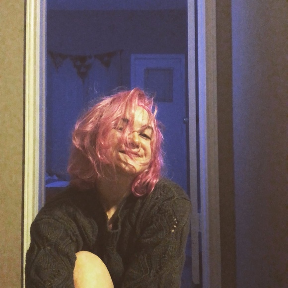 Meet your Posher, Clara - Picture 1 of 1